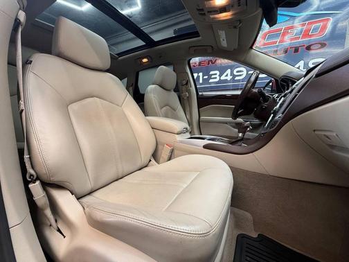 2012 Cadillac SRX Luxury Collection