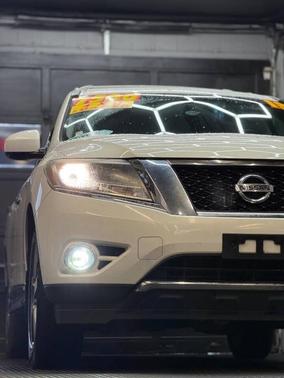 2013 Nissan Pathfinder Platinum