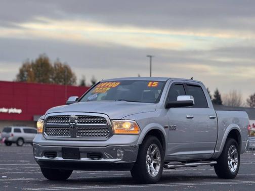 2015 RAM 1500 Laramie