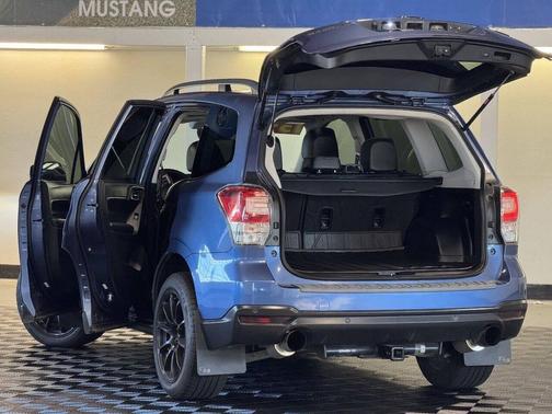 Quartz Blue Pearl 2017 Subaru Forester 2.0XT Touring