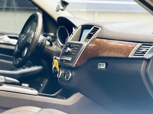 2013 Mercedes-Benz M-Class 4MATIC