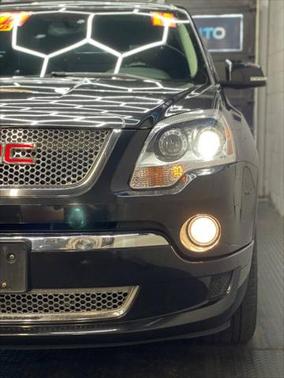 2011 GMC Acadia Denali