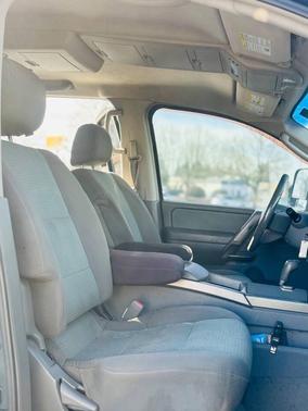 2005 Nissan Titan SE Crew Cab