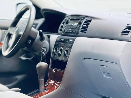 2007 Toyota Corolla LE