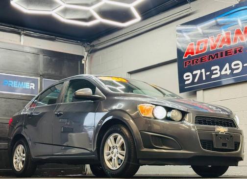 Cyber Gray Metallic 2013 Chevrolet Sonic LT