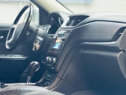 2015 Chevrolet Traverse 2LT