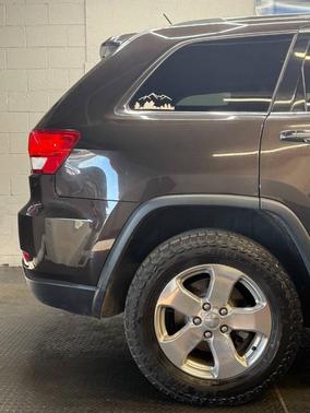 Rugged Brown Pearlcoat 2012 Jeep Grand Cherokee Overland