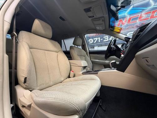 2010 Subaru Outback 2.5 i Premium