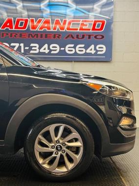 2016 Hyundai TUCSON SE