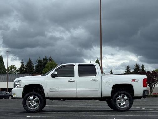 Summit White 2010 Chevrolet Silverado 1500 LTZ