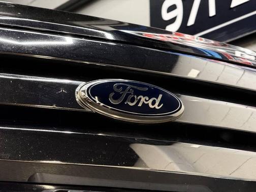 Black 2012 Ford Fusion SE