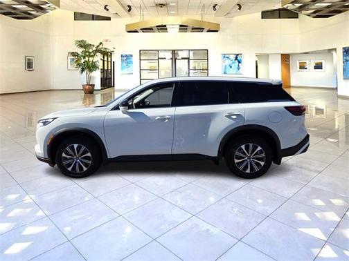 2025 INFINITI QX60 Pure