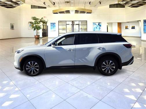 2025 INFINITI QX60 Pure