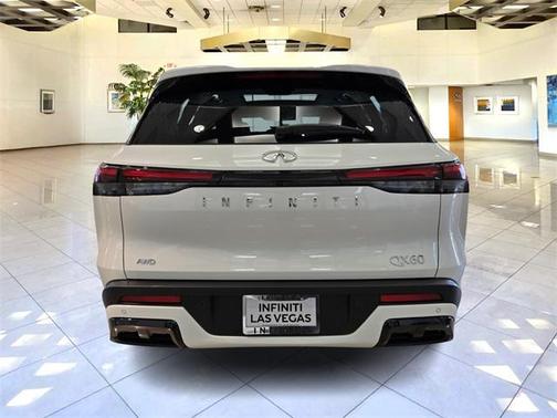 2025 INFINITI QX60 Luxe