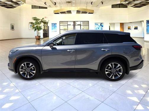 2022 INFINITI QX60 Luxe