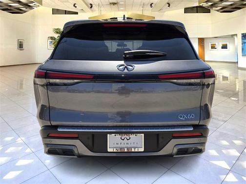 2022 INFINITI QX60 Luxe