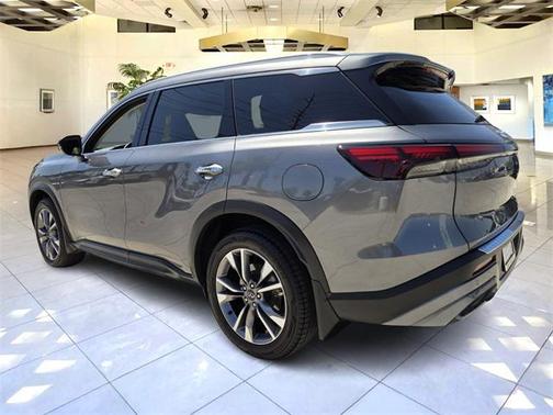 2022 INFINITI QX60 Luxe