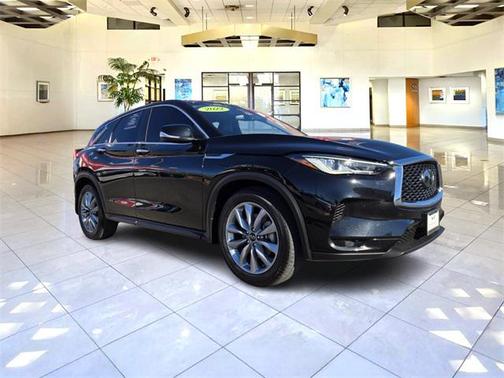 2022 INFINITI QX50 PURE