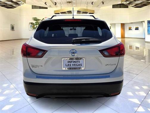 2018 Nissan Rogue Sport SV