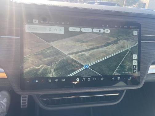 2023 Rivian R1S Adventure