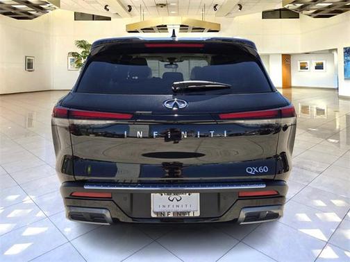 2022 INFINITI QX60 Luxe