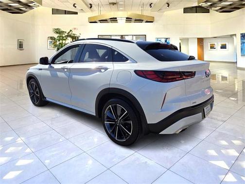 2025 INFINITI QX55 LUXE