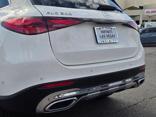 Polar White 2024 Mercedes-Benz GLC 300 4MATIC