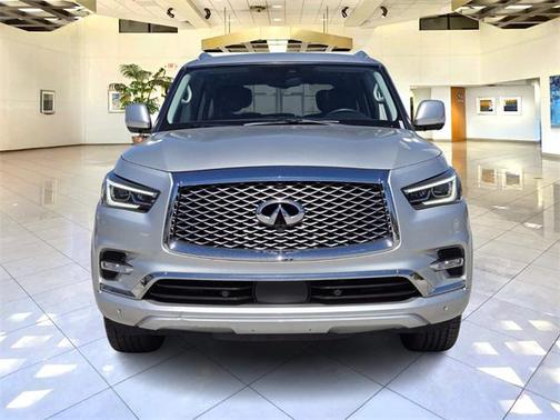 2021 INFINITI QX80 Luxe