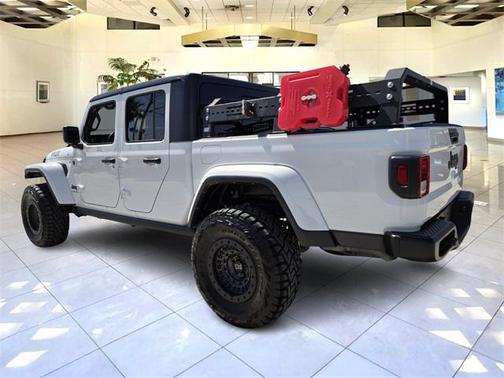 2022 Jeep Gladiator Willys 4x4