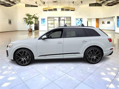 2025 Audi Q7 55 Prestige