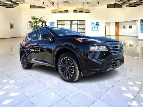 2025 Nissan Rogue Platinum