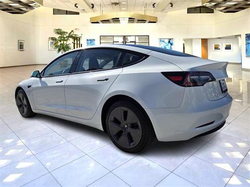 2023 Tesla Model 3 Standard Range