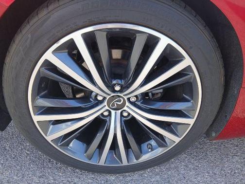 Gray 2022 INFINITI Q60 LUXE