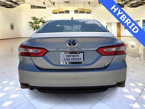 2019 Toyota Camry Hybrid LE