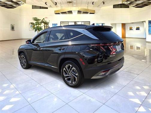 2025 Hyundai TUCSON Hybrid Limited