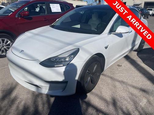 2020 Tesla Model 3 Standard Range Plus