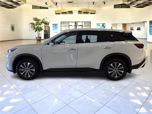 2025 INFINITI QX60 Pure