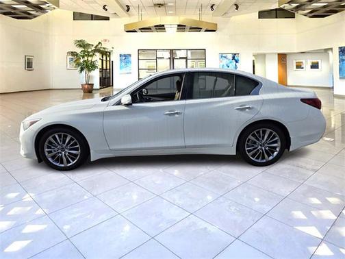 2024 INFINITI Q50 3.0t LUXE