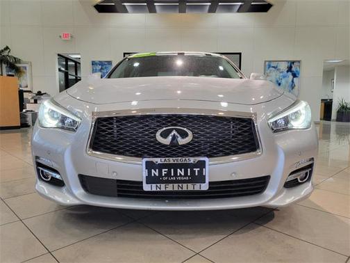 2016 INFINITI Q50 Hybrid Base