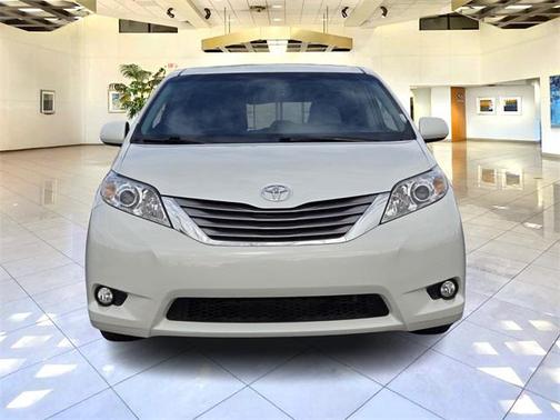 2015 Toyota Sienna XLE Premium