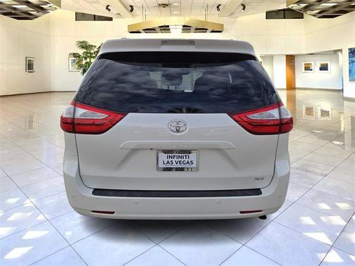 2015 Toyota Sienna XLE Premium