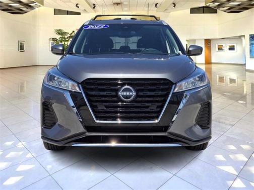 2022 Nissan Kicks SV