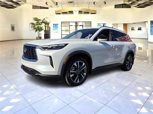 2025 INFINITI QX60 Luxe