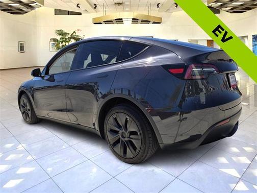 2024 Tesla Model Y Long Range Dual Motor All-Wheel Drive