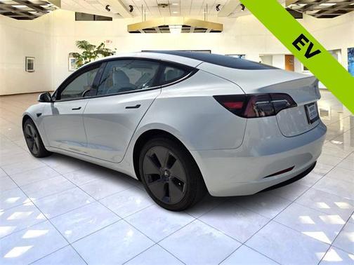 2023 Tesla Model 3 Standard Range