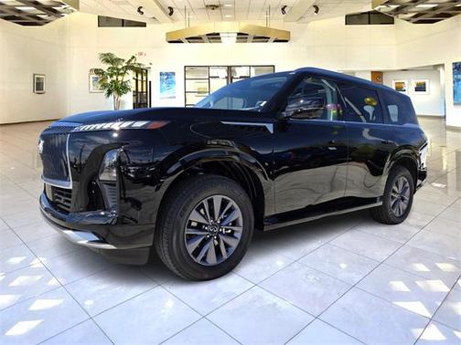 2025 INFINITI QX80 PURE