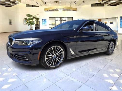 2019 BMW 530 530i