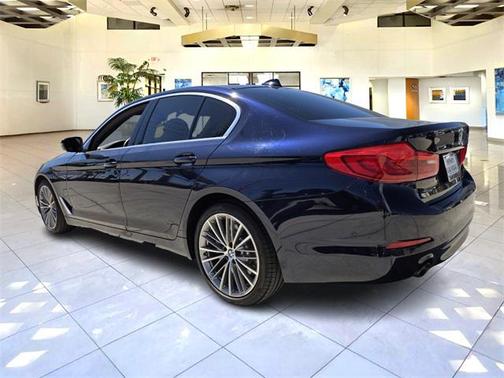2019 BMW 530 530i