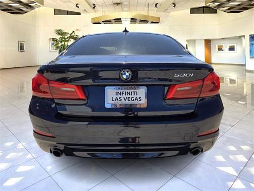 2019 BMW 530 530i