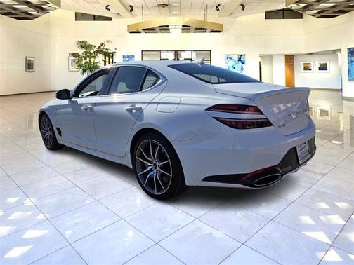 2024 Genesis G70 2.5T RWD